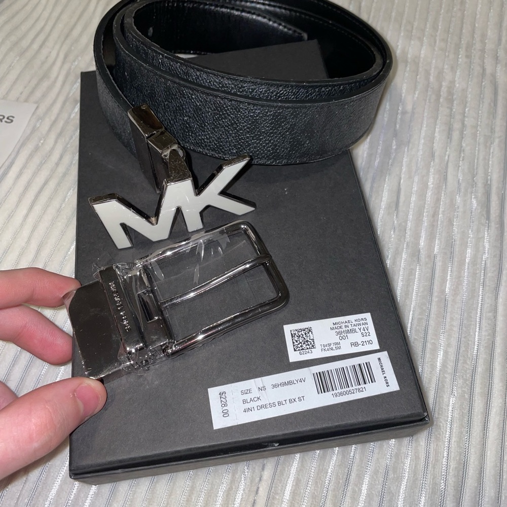 Mens Michael kors  belt set
